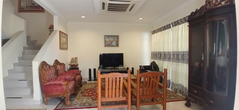 2-storey Terraced House for Rent in Seksyen 8 (Bangi) - Maznee Realtor - Living Room - PropertyGuru.com.my