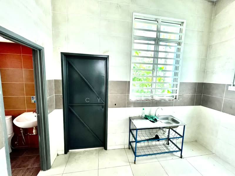 Batu Maung untuk Untuk Disewa - RM 3,000 /bulan, Feb 2026 - Bathroom - PropertyGuru.com.my