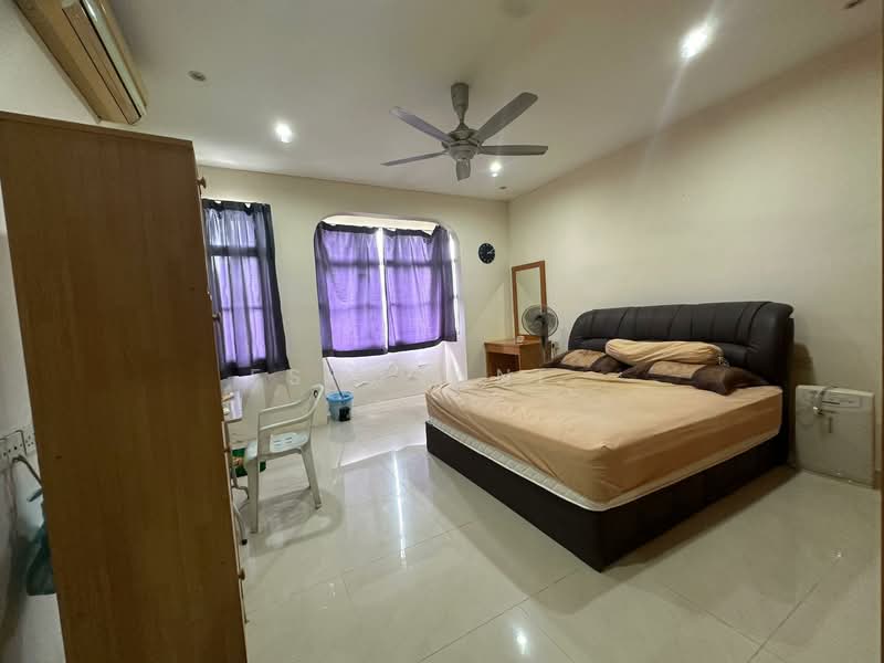 Terraced House for Sale in Bandar Mahkota Cheras (Cheras) - Esharani . - Bedroom - PropertyGuru.com.my