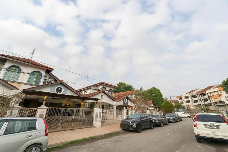 Taman Molek untuk Untuk Dijual - RM 690,000, Feb 2026 - Exterior - PropertyGuru.com.my
