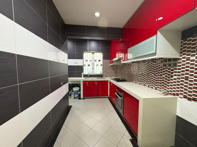 2.5-storey Terraced House for Sale in Laman Rimbunan (Kepong) - Kelly Lai - Kitchen - PropertyGuru.com.my