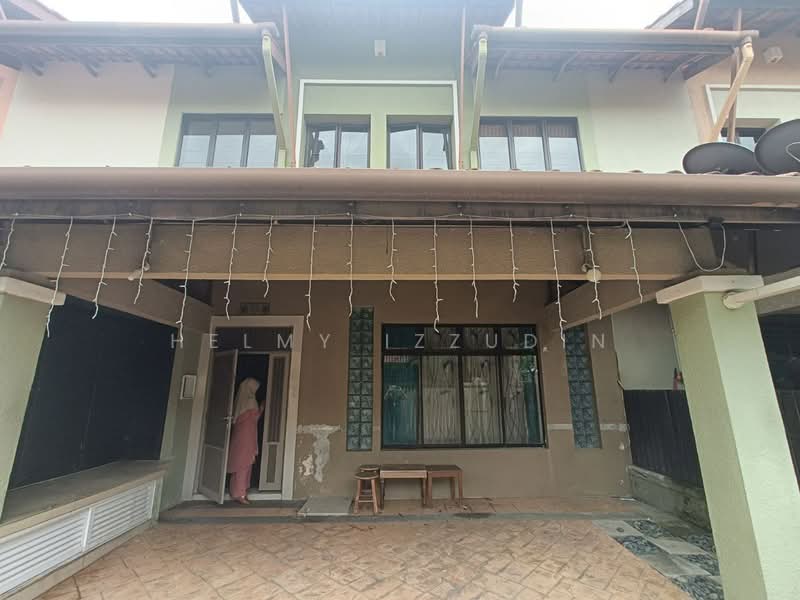 Rumah Teres 2 Tingkat untuk Dijual di Shah Alam (Selangor) - HELMY IZZUDIN - Exterior - PropertyGuru.com.my