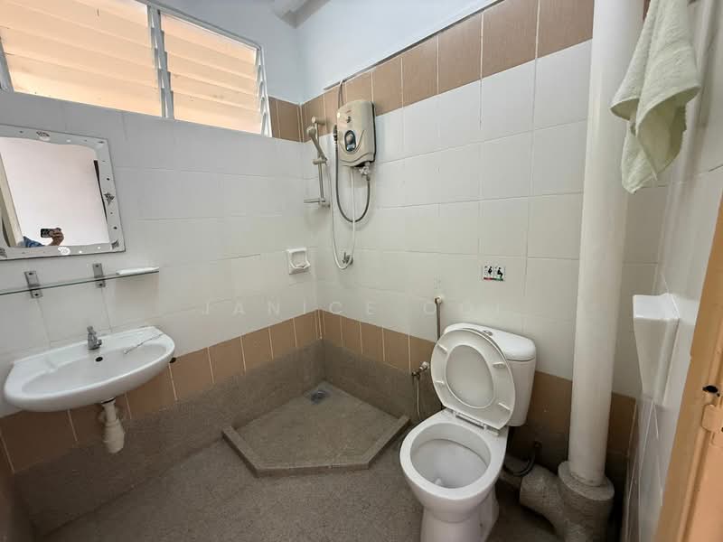D'Piazza untuk Untuk Disewa - RM 1,750 /bulan, Feb 2026 - Bathroom - PropertyGuru.com.my