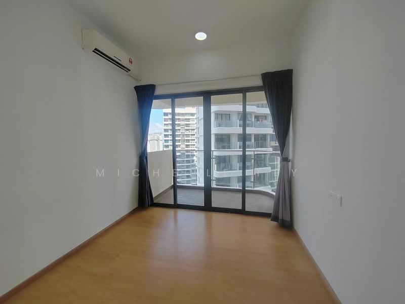 Condominium for Sale at Bay Point @ Country Garden Danga Bay - Michelle Tey - Balcony - PropertyGuru.com.my