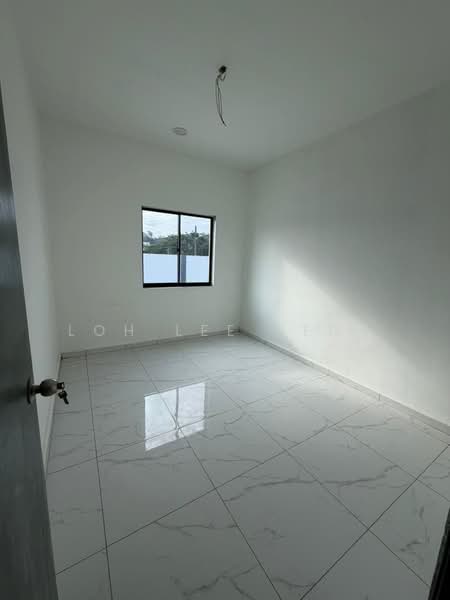 Semi-Detached House for Sale in Taman Puteri Wangsa (Ulu Tiram) - Loh Lee Peng - PropertyGuru.com.my