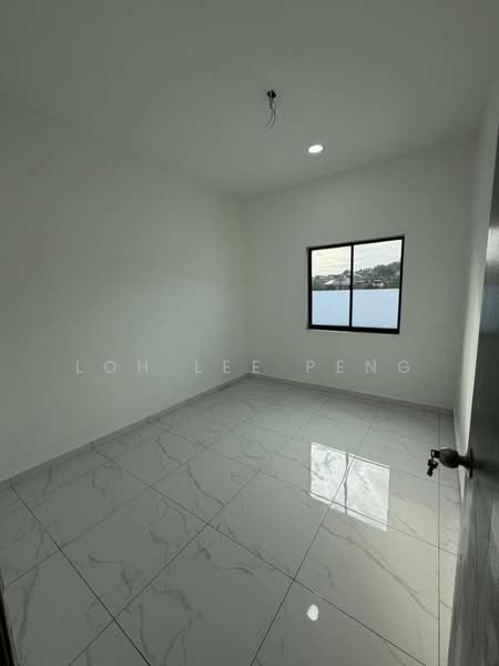 Semi-Detached House for Sale in Taman Puteri Wangsa (Ulu Tiram) - Loh Lee Peng - PropertyGuru.com.my