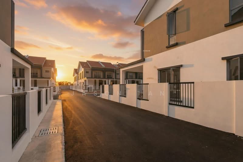 2-storey Terraced House for Sale in Seksyen U13 (Setia Alam) - Jason Tan - Exterior - PropertyGuru.com.my