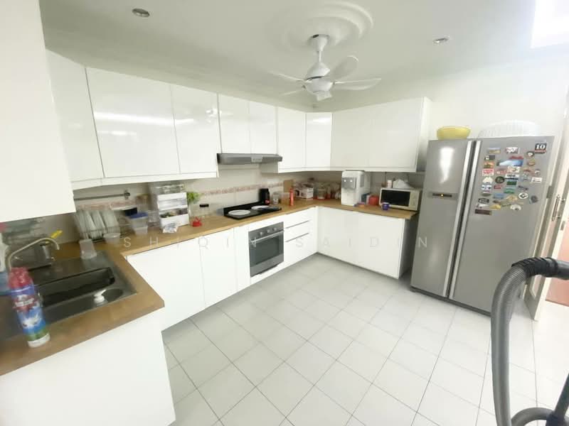 2-storey Terraced House for Sale in Seksyen 7 (Shah Alam) - Shiqin Saidin - Kitchen - PropertyGuru.com.my