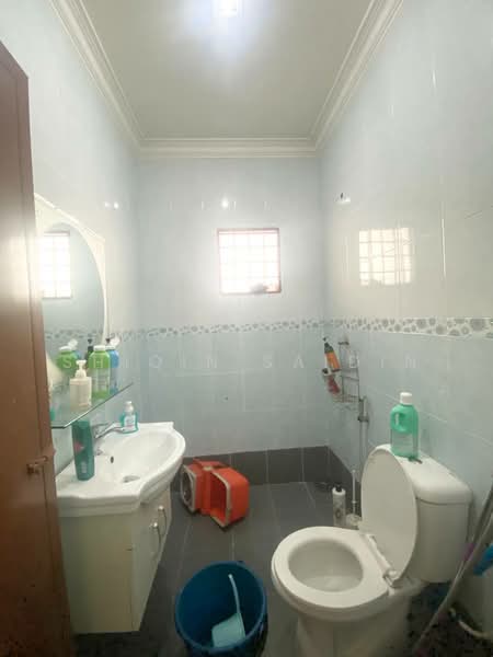 2-storey Terraced House for Sale in Seksyen 7 (Shah Alam) - Shiqin Saidin - Bathroom - PropertyGuru.com.my