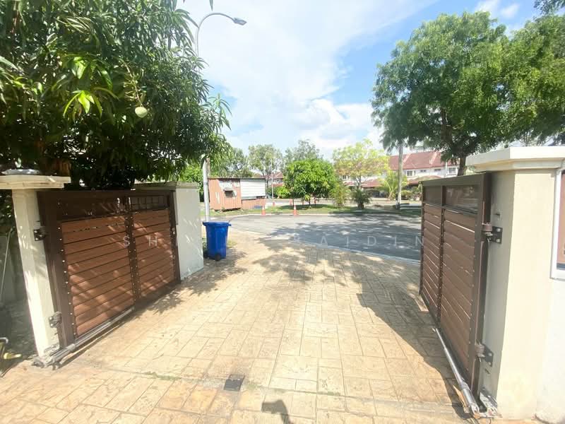 2-storey Terraced House for Sale in Seksyen 7 (Shah Alam) - Shiqin Saidin - Exterior - PropertyGuru.com.my