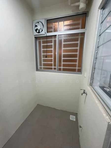 Condominium for Rent at Residensi Sateria - Aisah Nordin - Balcony - PropertyGuru.com.my