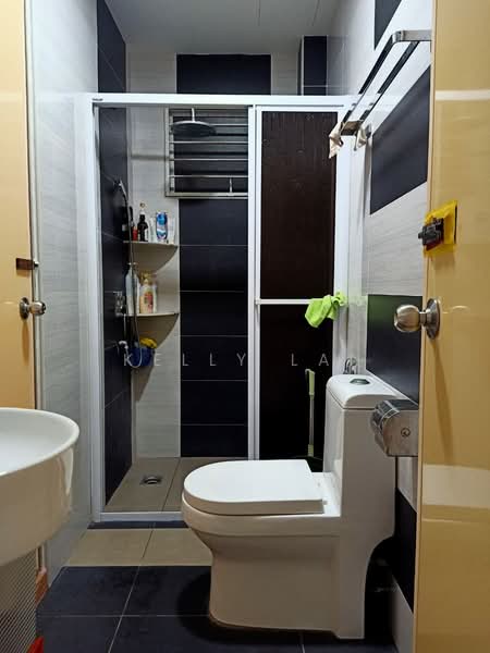 Kepong Baru untuk Untuk Dijual - RM 1,200,000, Feb 2026 - Bathroom - PropertyGuru.com.my