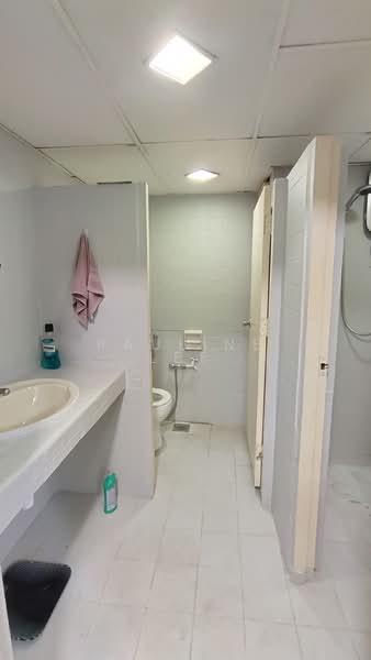 Shop / Office for Rent in Damansara Heights (Kuala Lumpur) - Pauline Lee - Bathroom - PropertyGuru.com.my