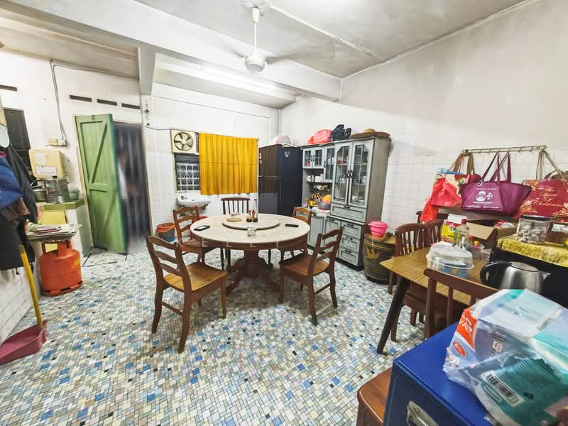 2-storey Terraced House for Sale in Taman Kepong (Kepong) - Kelly Lai - Dining Room - PropertyGuru.com.my