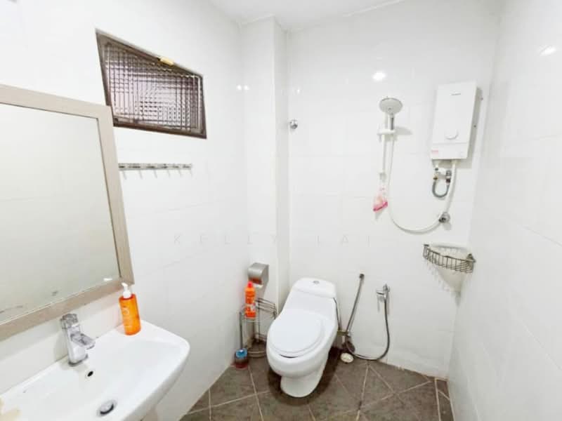 Bandar Menjalara untuk Untuk Dijual - RM 1,150,000, Feb 2026 - Bathroom - PropertyGuru.com.my