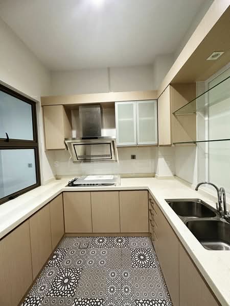 Tranquility Park @ East Ledang untuk Untuk Dijual - RM 1,900,000, Mac 2026 - Kitchen - PropertyGuru.com.my