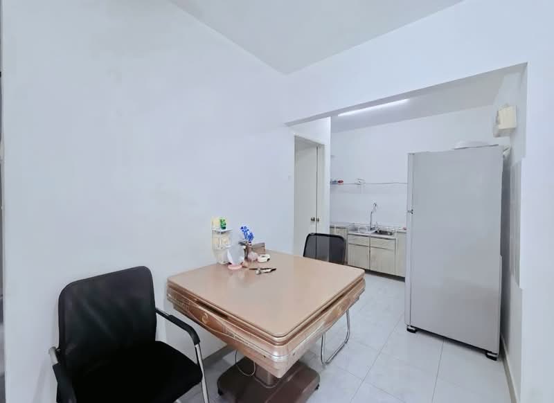 Taman Kheng Tian untuk Untuk Dijual - RM 380,000, Feb 2026 - Kitchen - PropertyGuru.com.my