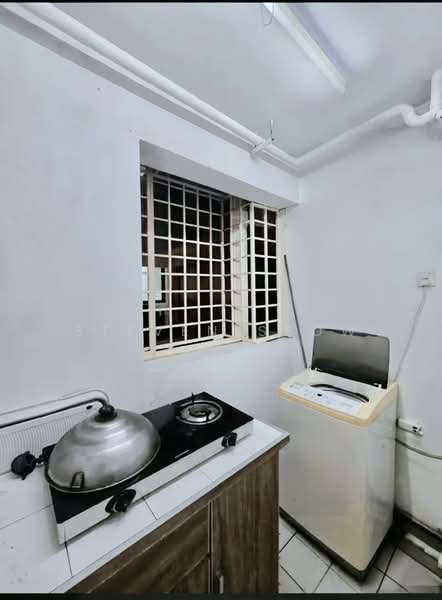 Taman Kheng Tian untuk Untuk Dijual - RM 380,000, Feb 2026 - Kitchen - PropertyGuru.com.my