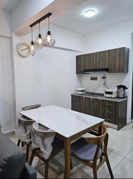 Service Residence for Rent at D'Inspire Residence (Inspira Bestari) - Stephy Tan - Dining Room - PropertyGuru.com.my