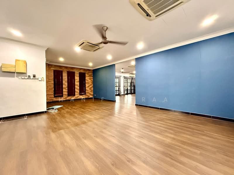 Bungalow for Sale in Kajang (Selangor) - Hanif Asraa - Living Room - PropertyGuru.com.my