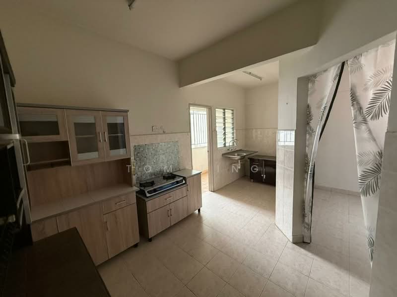 Condominium for Rent at D'Aman Ria Condominium - Tom Ting - Kitchen - PropertyGuru.com.my