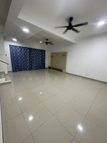 TAMAN SEJATI KEHIJAUAN @ AMVERTON LINKS untuk Untuk Disewa - RM 2,200 /bulan, Feb 2026 - Living Room - PropertyGuru.com.my