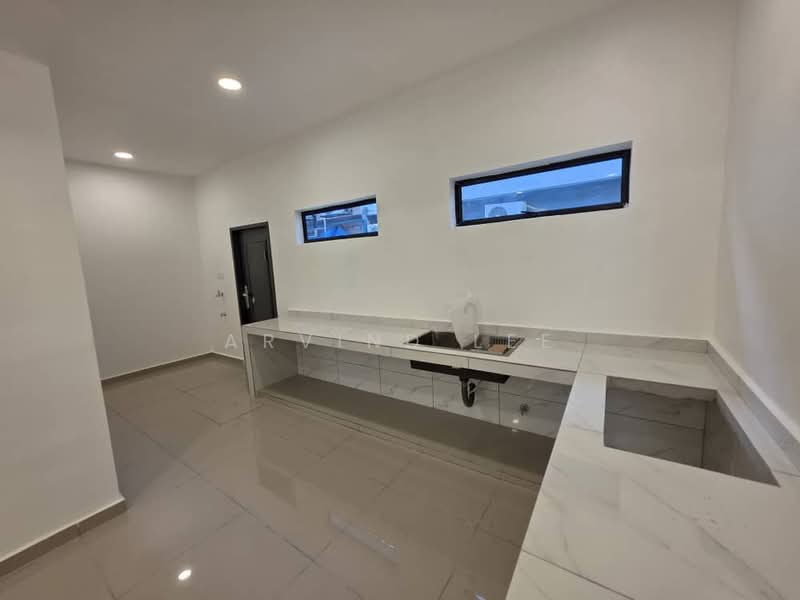 Terraced House for Sale in Bandar Puteri Klang (Klang) - Arvind Lee - Kitchen - PropertyGuru.com.my
