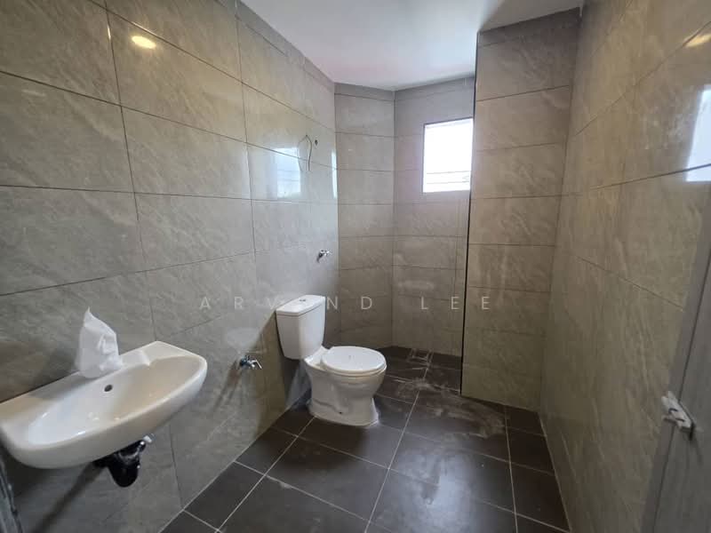 Terraced House for Sale in Bandar Puteri Klang (Klang) - Arvind Lee - Bathroom - PropertyGuru.com.my