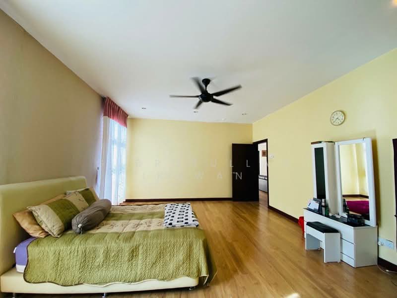 Bungalow for Sale in Country Heights (Kajang) - Gudrotullah Ikhwan - Bedroom - PropertyGuru.com.my