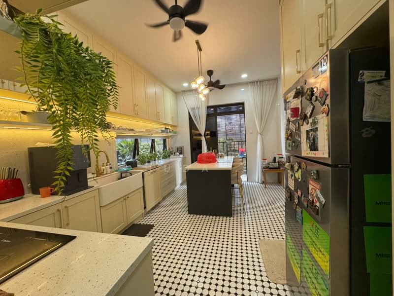 The Mulia Residences untuk Untuk Dijual - RM 2,300,000, Mac 2026 - Kitchen - PropertyGuru.com.my