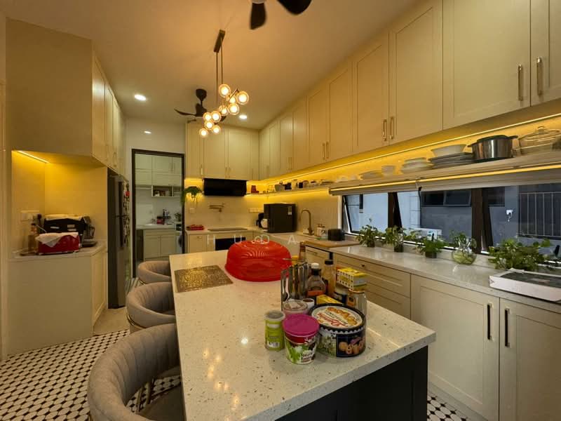The Mulia Residences untuk Untuk Dijual - RM 2,300,000, Mac 2026 - Kitchen - PropertyGuru.com.my