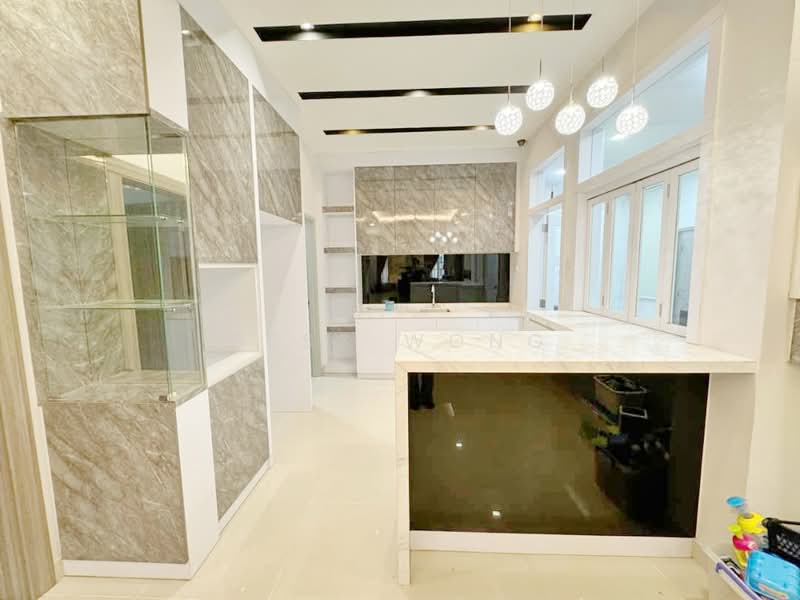 Taman Gaya untuk Untuk Dijual - RM 1,550,000, Mac 2026 - Kitchen - PropertyGuru.com.my