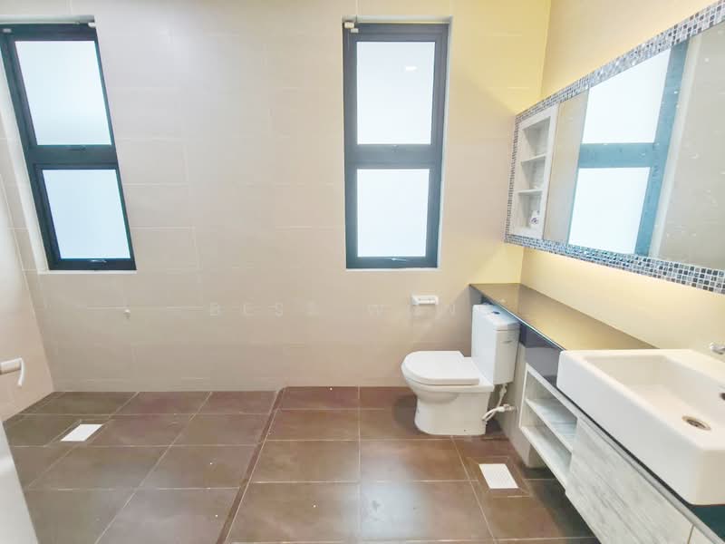 Taman Gaya untuk Untuk Dijual - RM 1,550,000, Mac 2026 - Bathroom - PropertyGuru.com.my