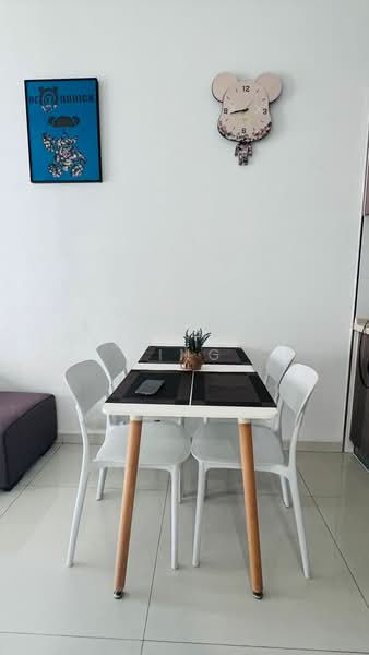 Service Residence for Rent at Country Garden Central Park - Siau Tong Ling - Dining Room - PropertyGuru.com.my