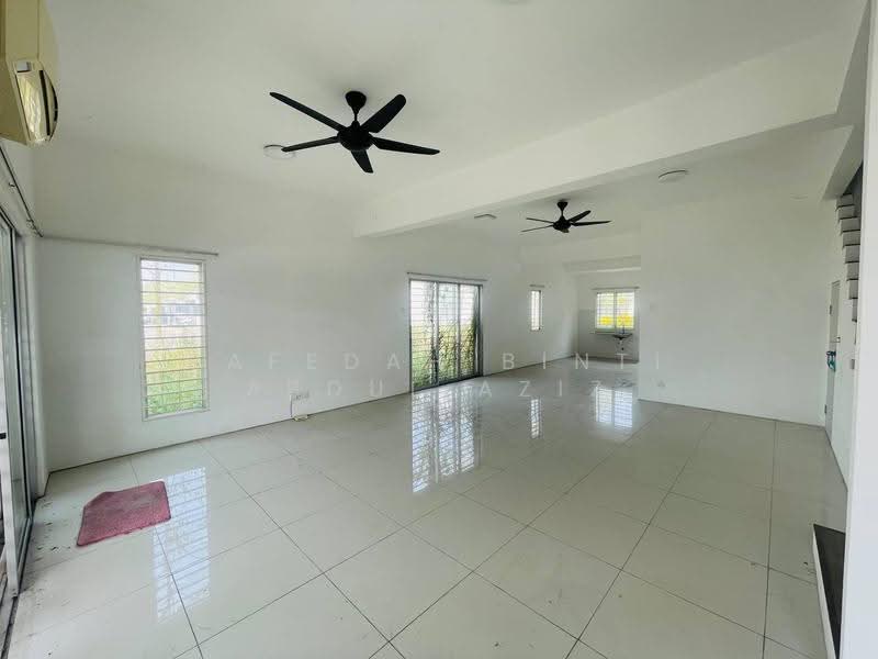 2-storey Terraced House for Sale in Cybersouth (Dengkil) - Rafedah Binti Abdul Aziz - Living Room - PropertyGuru.com.my
