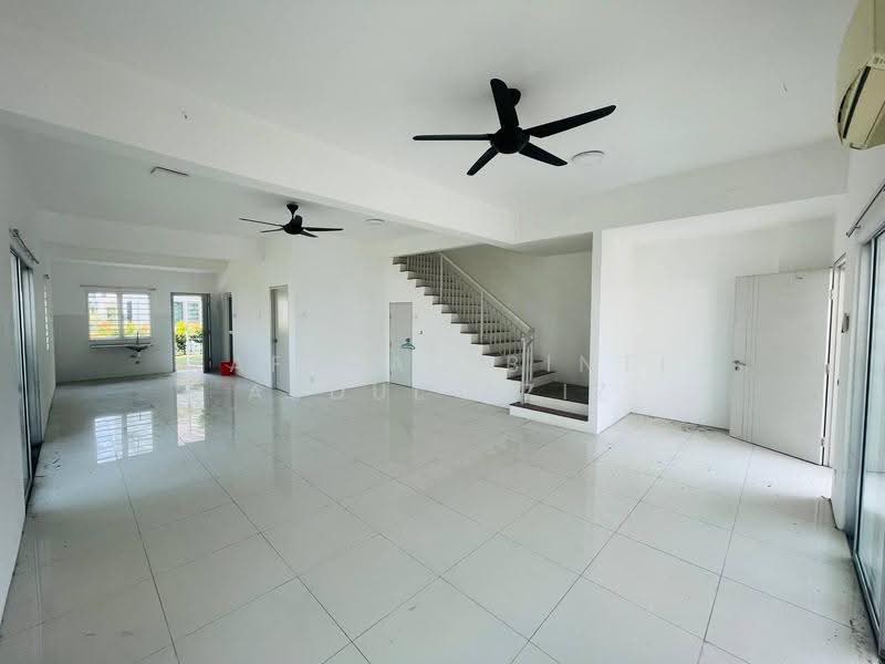 2-storey Terraced House for Sale in Cybersouth (Dengkil) - Rafedah Binti Abdul Aziz - Living Room - PropertyGuru.com.my