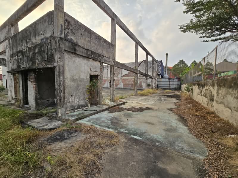 Kawasan Perindustrian Pasir Gudang Industrial Land for Rent 19,200 sq ft untuk Untuk Disewa - RM 10,000 /bulan, Mac 2026 - Exterior - PropertyGuru.com.my