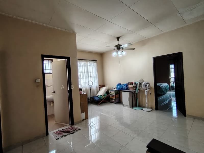 2-storey Terraced House for Sale in Taman Setia Indah (Tebrau) - Abby Ting - Living Room - PropertyGuru.com.my