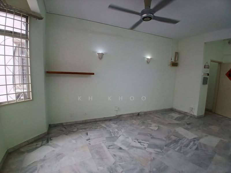 Apartment for Sale at Subang Perdana Goodyear Court 8 - KH Khoo - Living Room - PropertyGuru.com.my