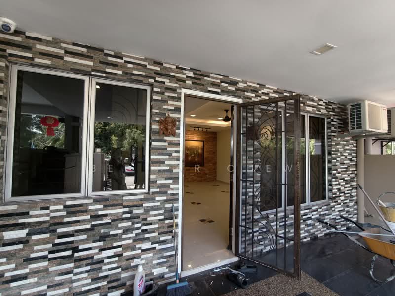 2-storey Terraced House for Sale in Setia Impian (Setia Alam) - Bee Har Chew - Entrance - PropertyGuru.com.my