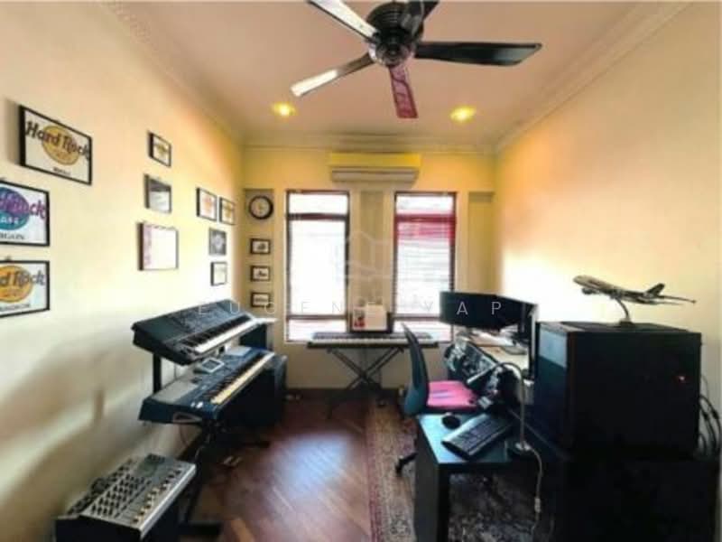 Semi-Detached House for Sale in Port Klang (Pelabuhan Klang) (Selangor) - Eugene Yap - PropertyGuru.com.my