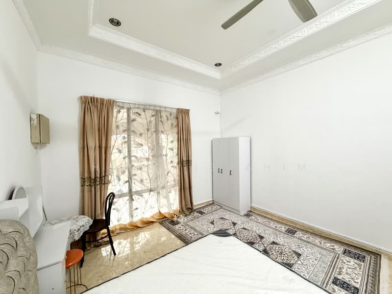 Bungalow for Rent in Putrajaya (Putrajaya) - Shafiq Ibrahim - Bedroom - PropertyGuru.com.my