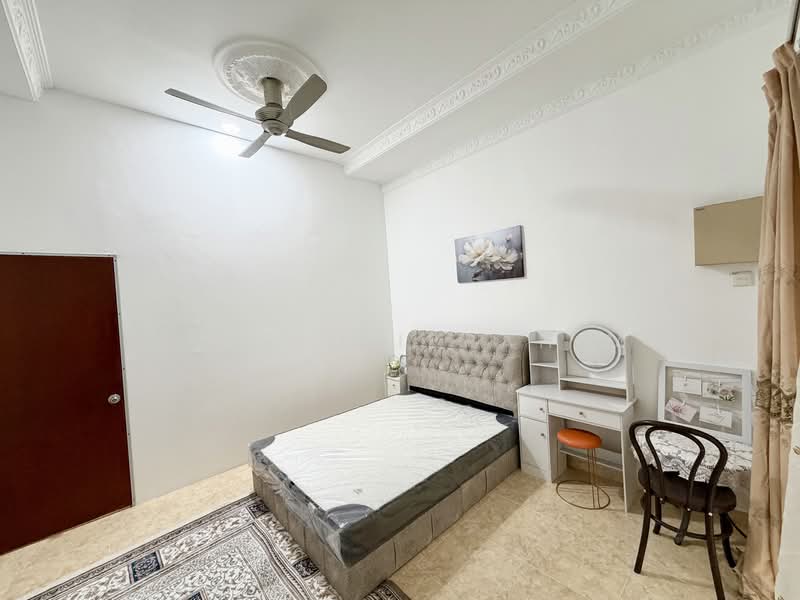 Bungalow for Rent in Putrajaya (Putrajaya) - Shafiq Ibrahim - Bedroom - PropertyGuru.com.my