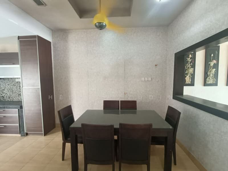 2-storey Terraced House for Sale in U16, Taman Bukit Subang (Shah Alam) - HELMY IZZUDIN - Dining Room - PropertyGuru.com.my
