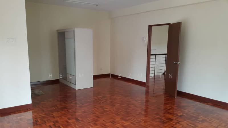 2-storey Terraced House for Sale in Denai Alam (Shah Alam) - HELMY IZZUDIN - Interior - PropertyGuru.com.my