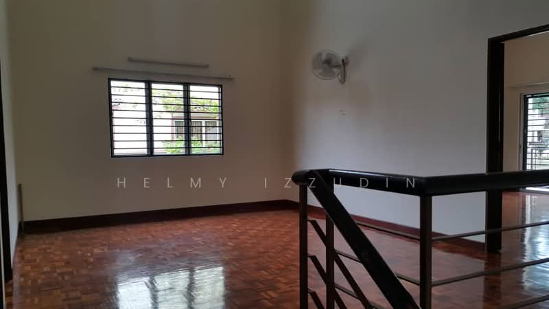 2-storey Terraced House for Sale in Denai Alam (Shah Alam) - HELMY IZZUDIN - Interior - PropertyGuru.com.my