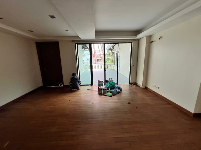 Bungalow for Sale in Jalan Ipoh (Kuala Lumpur) - Gerald Ng - Balcony - PropertyGuru.com.my