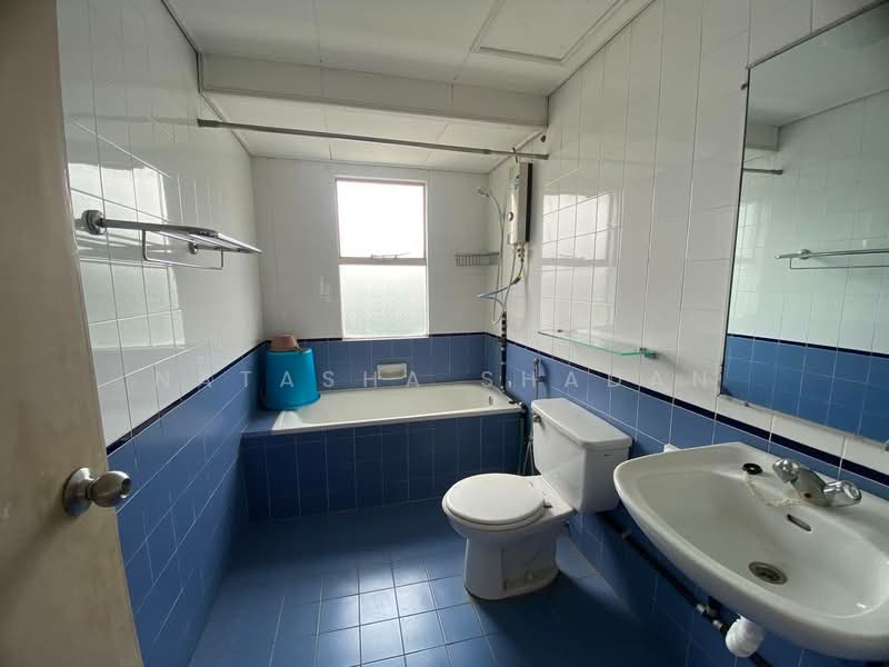 Seri Hijauan untuk Untuk Dijual - RM 360,000, Feb 2026 - Bathroom - PropertyGuru.com.my