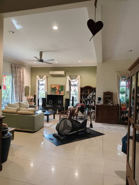 Kemuning Utama Permai untuk Untuk Dijual - RM 2,380,000, Mac 2026 - Living Room - PropertyGuru.com.my