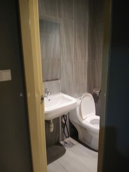 Condominium for Rent at The Hamilton - Azura Hariri - Bathroom - PropertyGuru.com.my